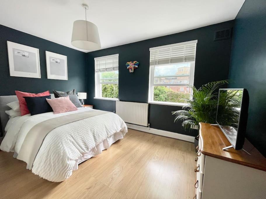 *New* Beautiful 2 Bedroom House In Central Location London Bagian luar foto
